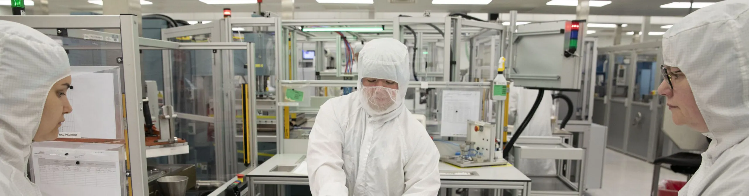 cleanroom staff
